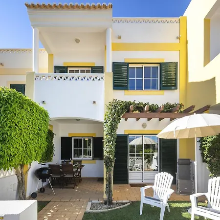 Seaside In With Terrace Casa de Férias