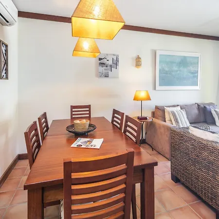 Seaside In With Terrace Tatil Evi