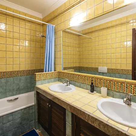 Сasa de vacaciones Seaside In With Terrace *